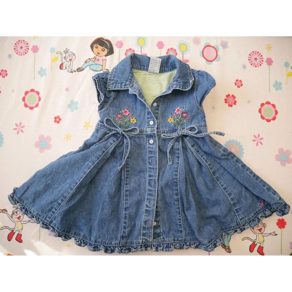 Vintage OshKosh Bgosh Girls 2T Blue Denim Floral Embroidered Ruffle Dress - Picture 1 of 7